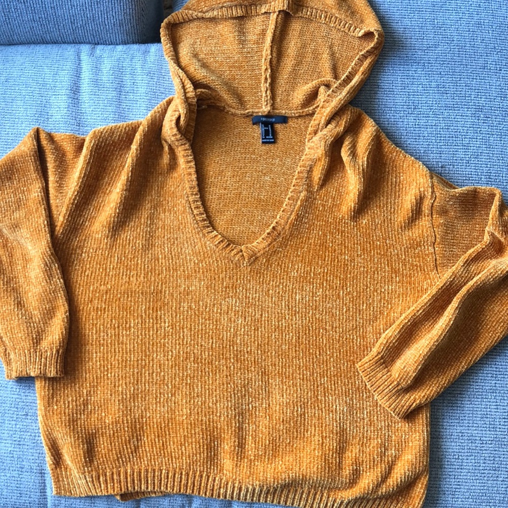 V-neck hooded sweater